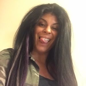 Meet your Posher, Kelli